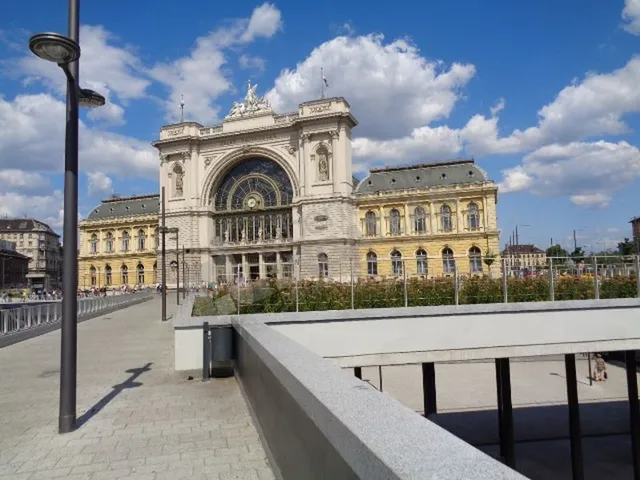 Kiadó lakás Budapest VII. kerület, Rákóczi út 38 nm