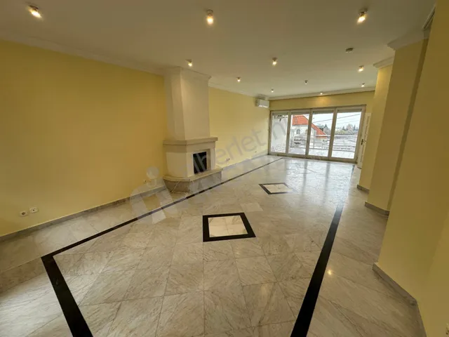 Kiadó ház Budapest XII. kerület, Mártonhegy 280 nm