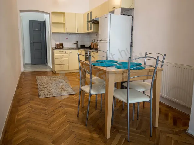 Kiadó lakás Budapest VI. kerület, Dessewffy utca 57 nm