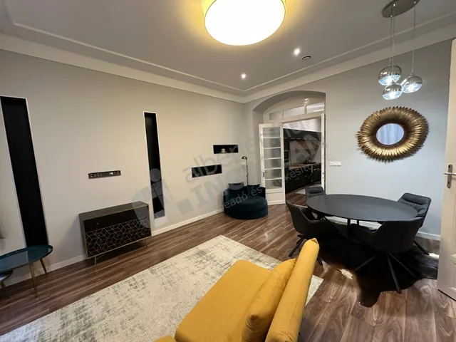 Kiadó lakás Budapest VI. kerület, Dessewffy utca 101 nm