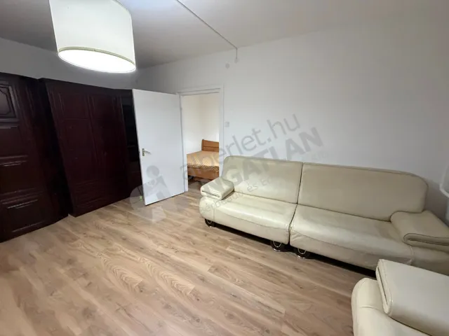 Kiadó lakás Budapest X. kerület, Mélytó utca 68 nm