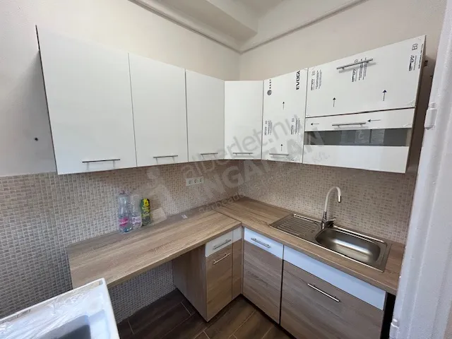 Kiadó lakás Budapest I. kerület, Széna tér 45 nm