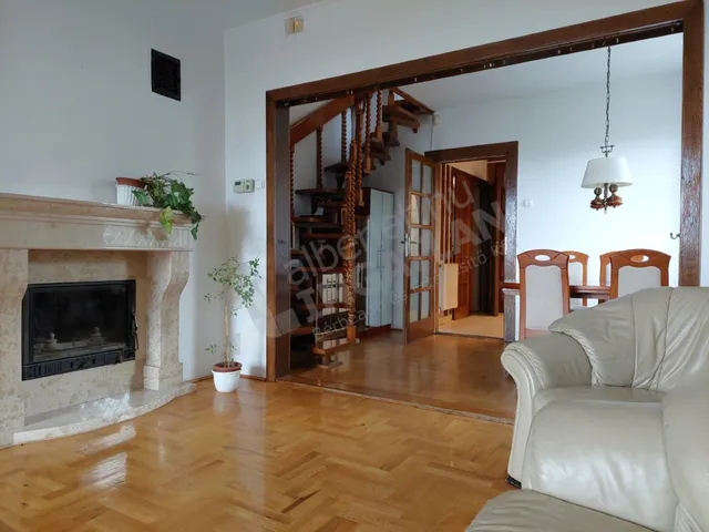 Kiadó ház Budapest II. kerület, Csatárka 120 nm