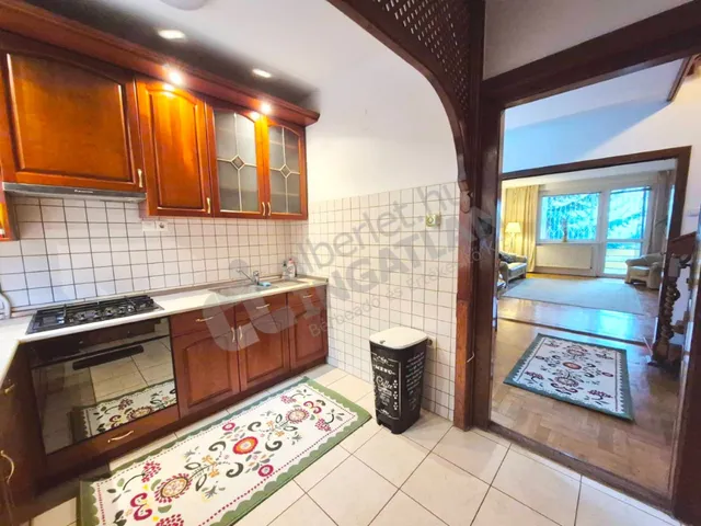 Kiadó ház Budapest II. kerület, Csatárka, Csatárka út 120 nm