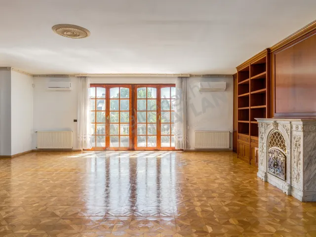 Kiadó ház Budapest II. kerület, Rózsadomb, Áldás utca 638 nm