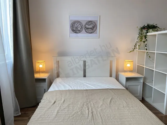 Kiadó lakás Budapest VIII. kerület, Corvin sétány 30 nm