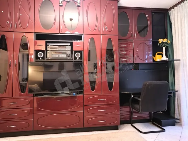 Kiadó lakás Budapest XXI. kerület, Dunadűlő út 60 nm