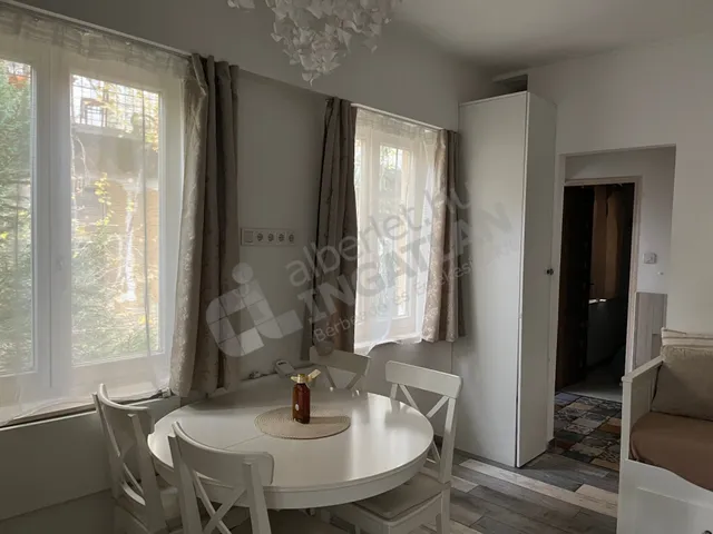 Kiadó lakás Budapest VIII. kerület, Rökk Szilárd utca 40 nm