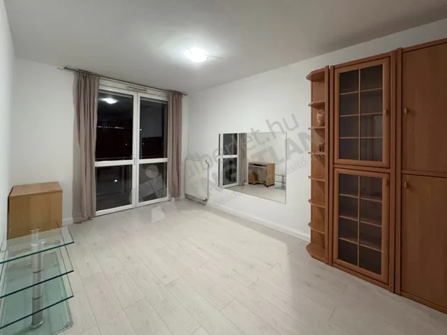 Kiadó lakás Budapest III. kerület, Nánási út 37 nm