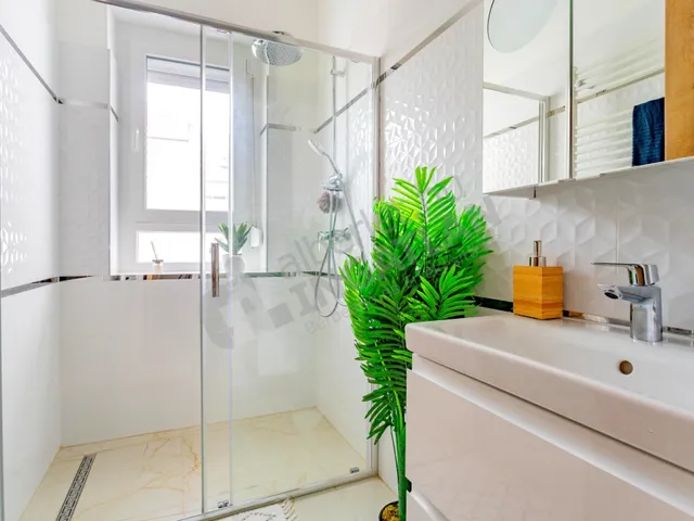 Eladó lakás Budapest VIII. kerület, Kisfaludy utca 38 nm