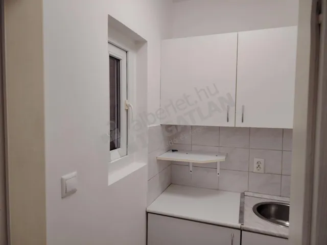 Kiadó lakás Budapest VIII. kerület, Orczy tér 31 nm