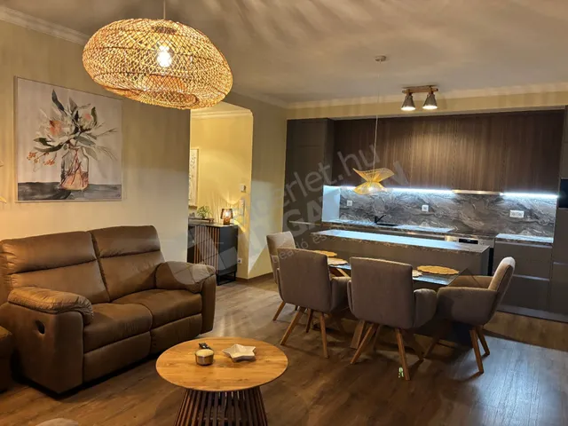 Kiadó lakás Budapest XI. kerület 104 nm