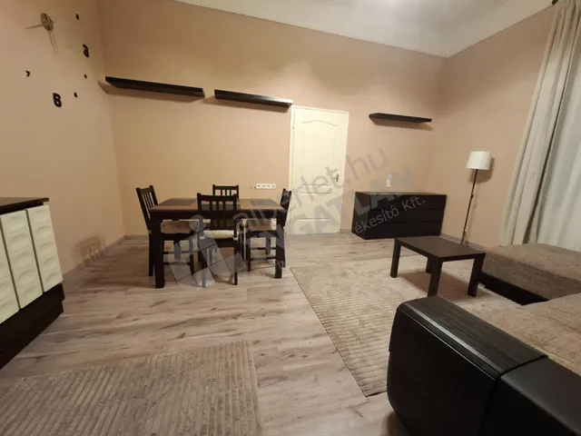 Kiadó lakás Budapest VIII. kerület, Práter utca 49 nm