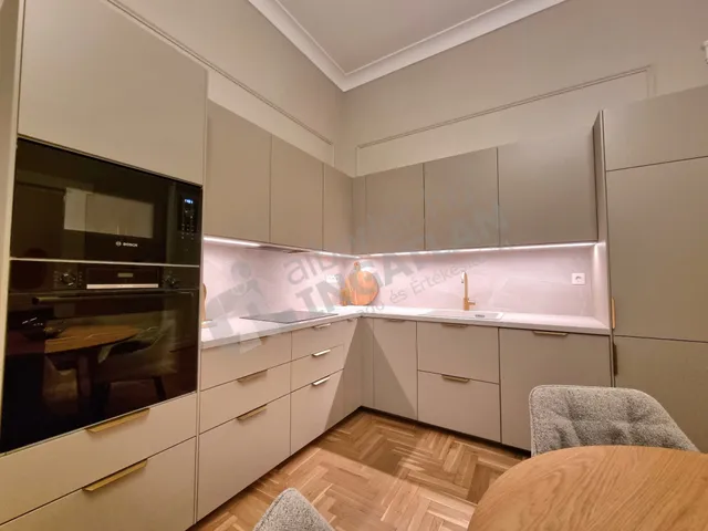 Kiadó lakás Budapest VI. kerület 90 nm