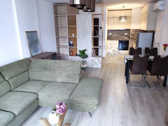 Kiadó lakás Budapest XIII. kerület, Szabolcs utca 54 nm