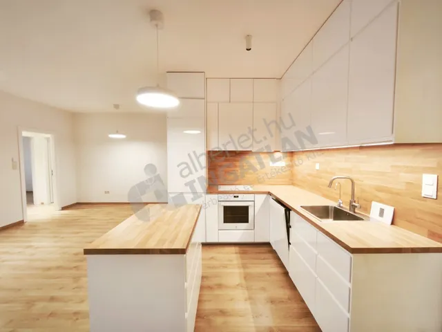 Kiadó lakás Budapest XI. kerület, Sasad-Sashegy XI. ker. 85 nm