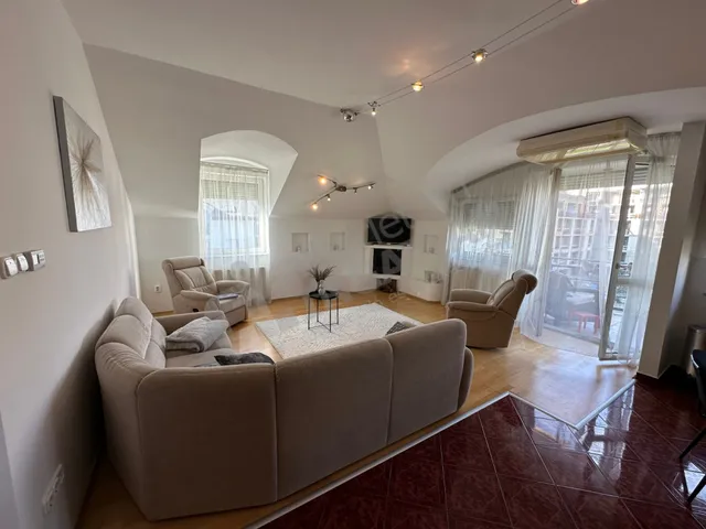 Kiadó lakás Budapest XIV. kerület, Herminamező 85 nm