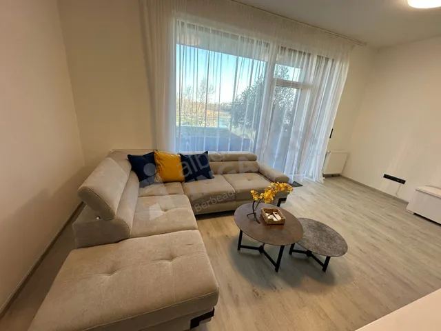 Kiadó lakás Budapest XI. kerület, Budapart, Bíró László József körút 110 nm