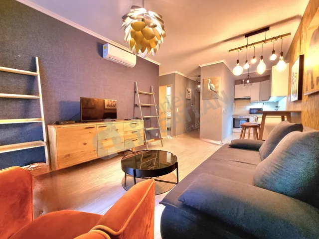 Kiadó lakás Budapest VIII. kerület, Corvin sétány 50 nm