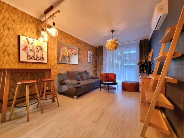 Kiadó lakás Budapest VIII. kerület, Corvin sétány 50 nm