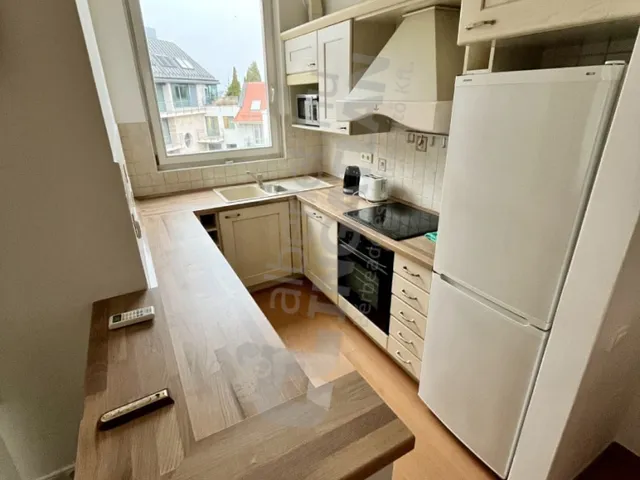 Kiadó lakás Budapest I. kerület, Zsolt utca 74 nm