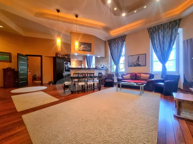 Kiadó lakás Budapest I. kerület 96 nm