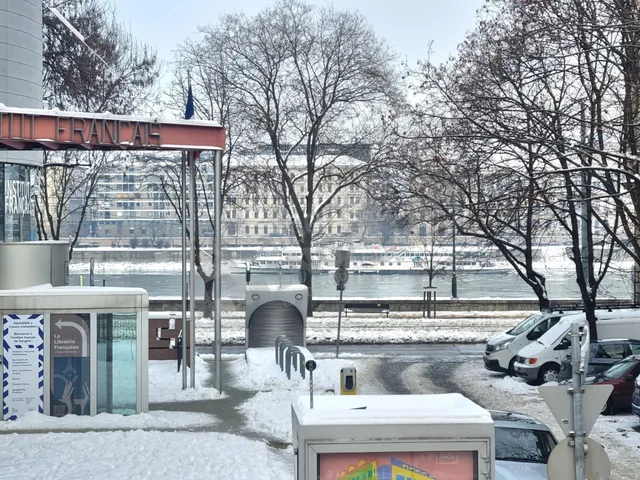 Kiadó lakás Budapest I. kerület, Fő utca 96 nm