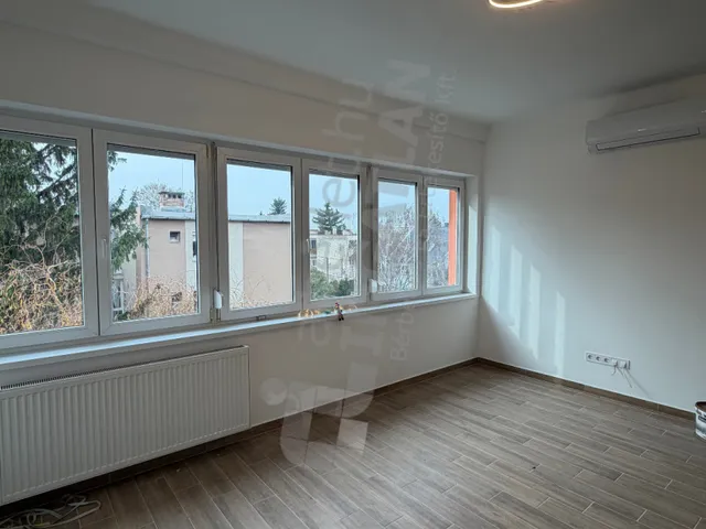 Kiadó lakás Budapest XIV. kerület, Bonyhádi út 36 nm
