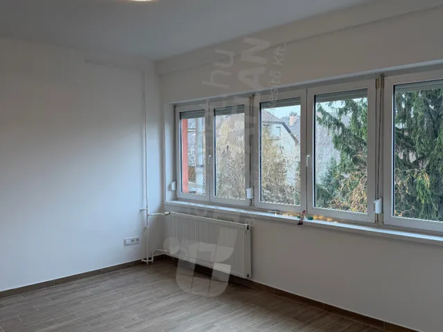 Kiadó lakás Budapest XIV. kerület, Bonyhádi út 36 nm