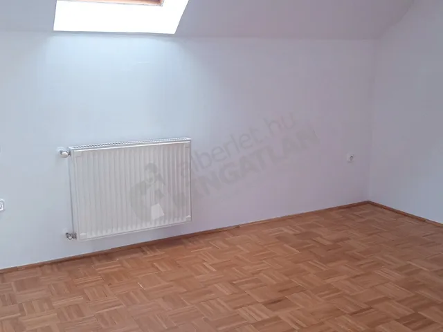 Kiadó lakás Budapest XVI. kerület, Rákosi út 67 nm