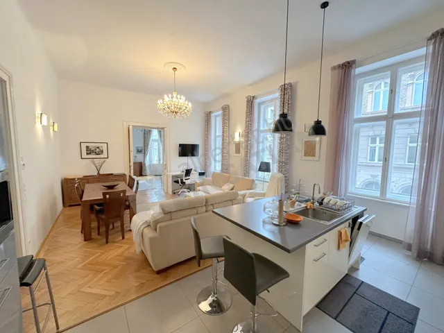 Kiadó lakás Budapest VI. kerület 104 nm