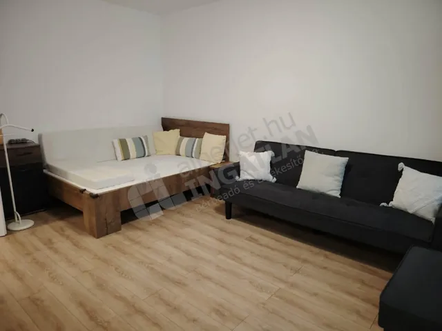 Kiadó lakás Budapest III. kerület 30 nm