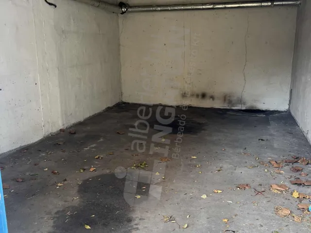 Kiadó garázs Budapest X. kerület, Hungária körút 17 nm
