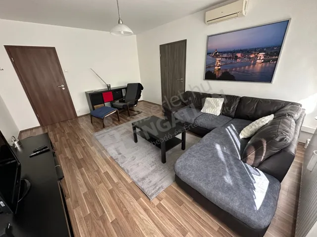 Eladó lakás Budapest XIII. kerület, Újlipótváros, Kárpát utca 68 nm
