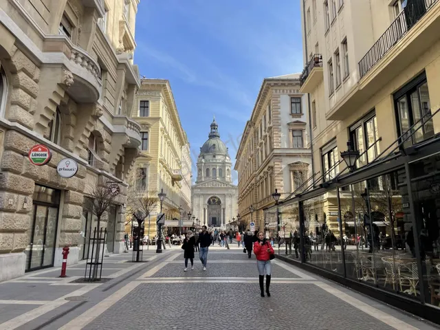 Kiadó lakás Budapest V. kerület, Belváros, Zrínyi utca 68 nm
