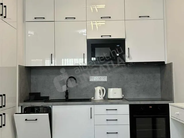 Kiadó lakás Budapest XIII. kerület, Cserhalom utca 65 nm