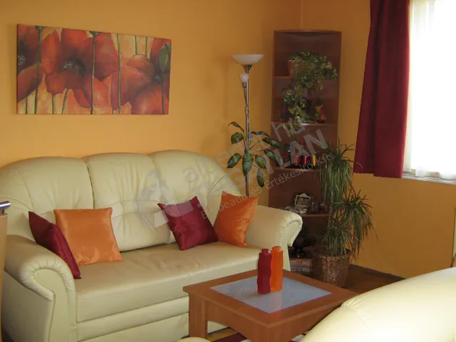 Kiadó lakás Budapest XIV. kerület, Zászlós utca 31 nm