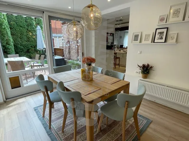 Kiadó lakás Budapest III. kerület, Remetehegy 85 nm