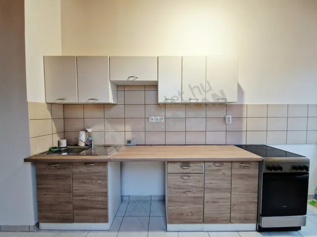 Kiadó lakás Budapest XI. kerület, Péterhegy, Kápolna út 108 nm