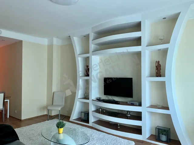 Kiadó lakás Budapest V. kerület, Belváros, József Attila utca 90 nm