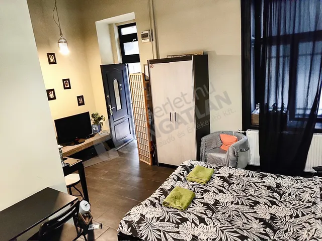 Kiadó lakás Budapest VI. kerület, Zichy Jenő utca 25 nm