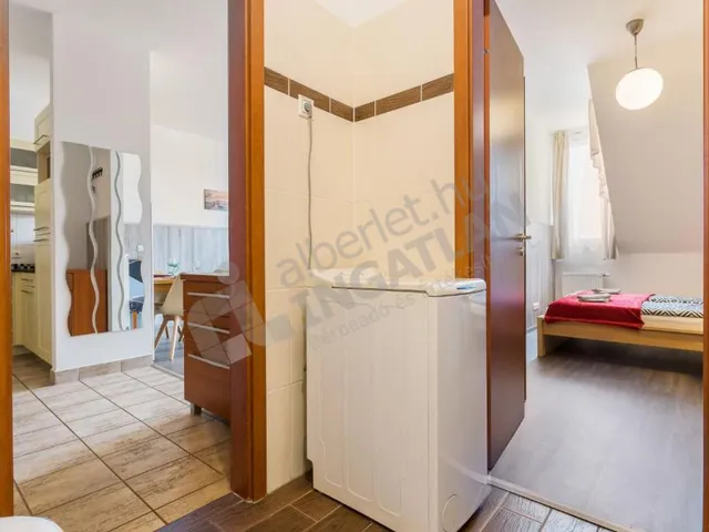 Kiadó lakás Budapest VI. kerület, Lovag utca 47 nm