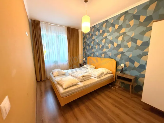 Kiadó lakás Budapest VIII. kerület, Corvin sétány 48 nm