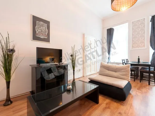 Kiadó lakás Budapest VI. kerület, Andrássy utca 42 nm