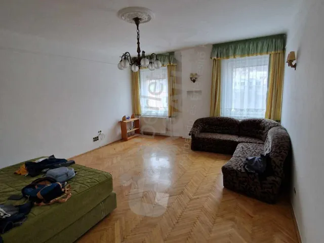 Kiadó lakás Budapest II. kerület, Frankel Leó út 153 nm