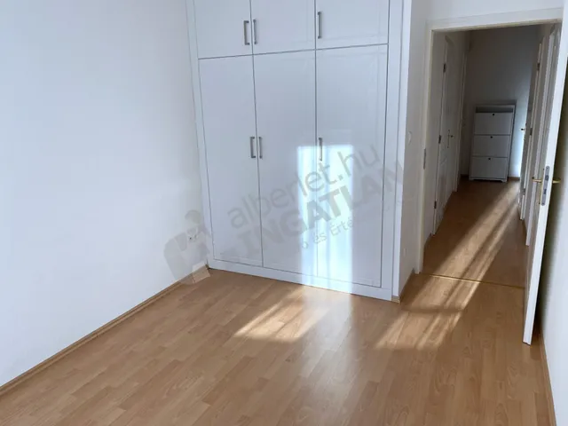 Kiadó lakás Budapest IV. kerület, Malomvíz utca 73 nm