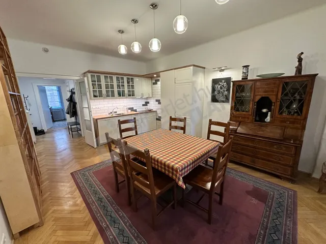 Kiadó lakás Budapest I. kerület 125 nm