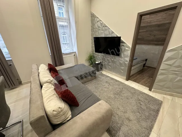 Kiadó lakás Budapest VI. kerület, Jókai utca 66 nm