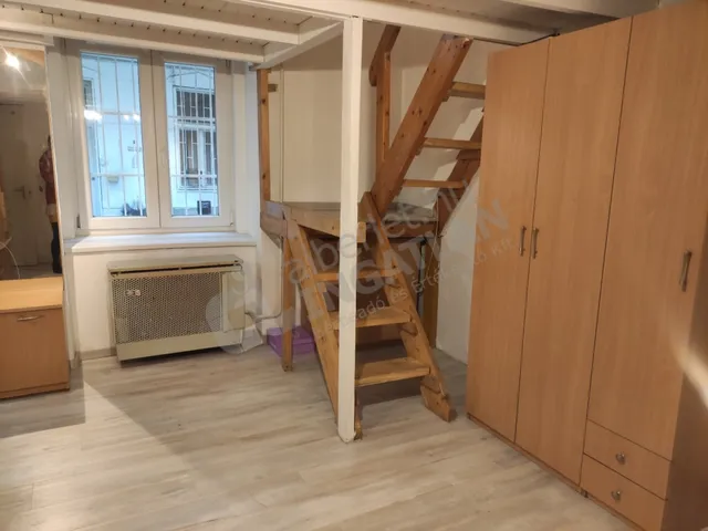 Kiadó lakás Budapest XIII. kerület, Róbert Károly körút 25 nm