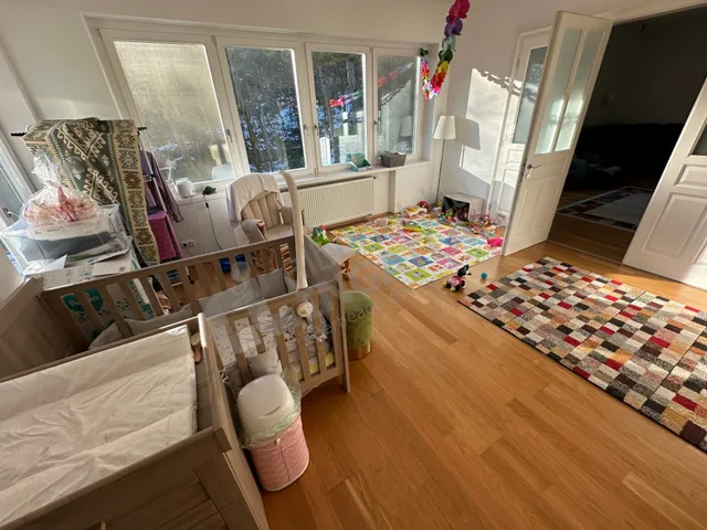 Kiadó ház Budapest XII. kerület, Kútvölgy, Diós árok 200 nm